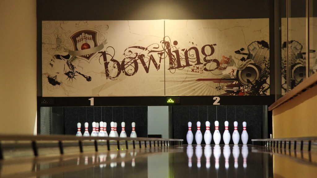 sport, bowling, game-7141530.jpg